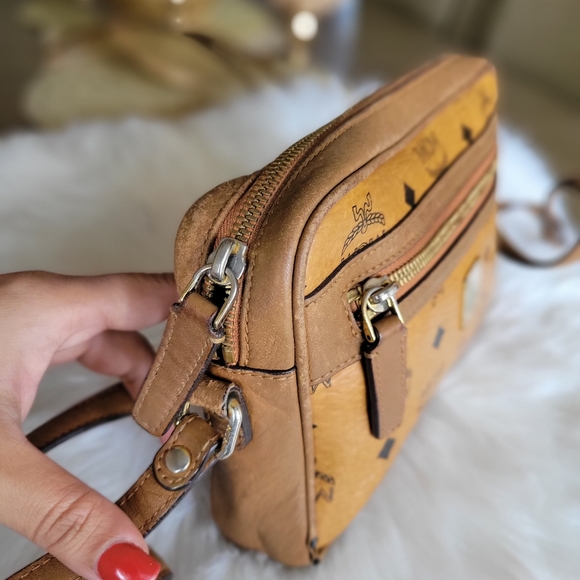 100% Authentic congnac MCM vintage crossbody bag - Picture 4 of 15